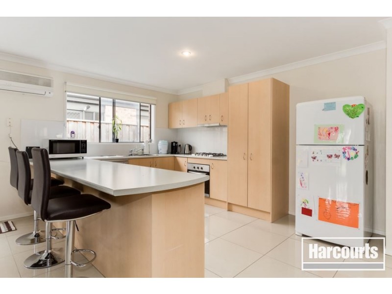 108 William Thwaites Boulevard, Cranbourne North VIC 3977