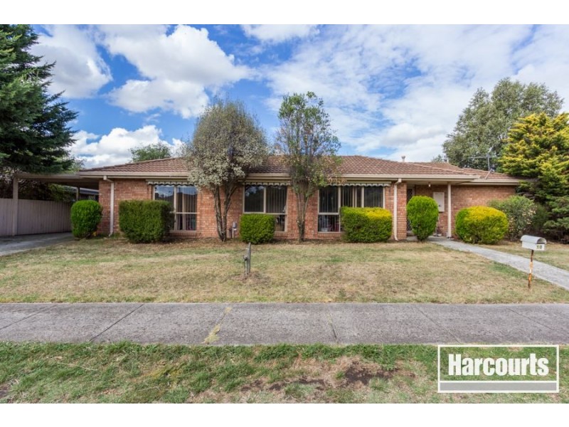 10 Caroline Crescent, Cranbourne VIC 3977