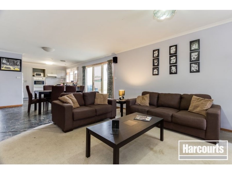 5 Curnow Court, Cranbourne VIC 3977