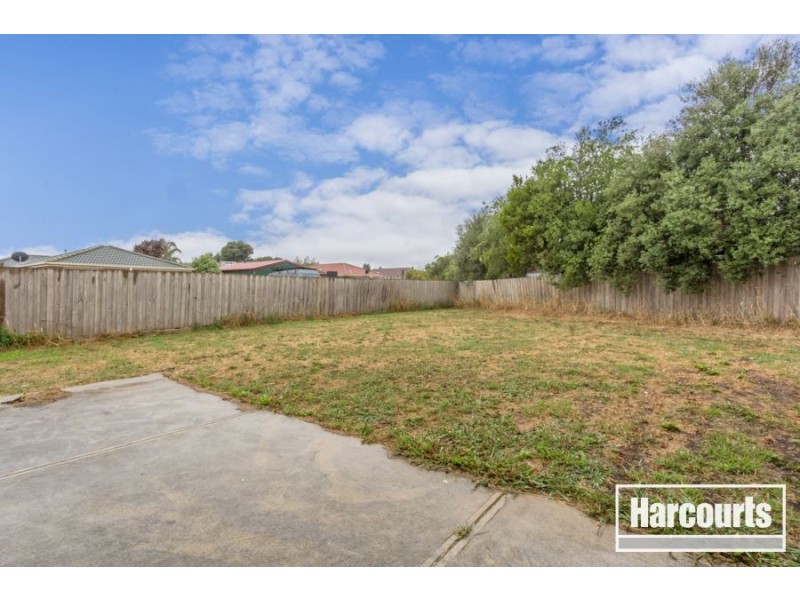 5 Curnow Court, Cranbourne VIC 3977