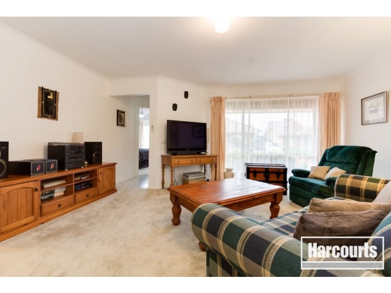 4/15-17 Lyall Street, Cranbourne VIC 3977