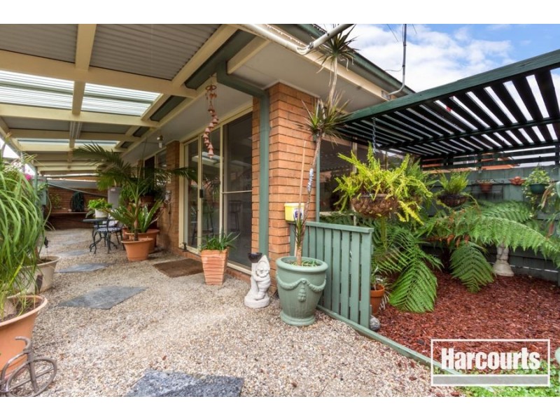 4/15-17 Lyall Street, Cranbourne VIC 3977