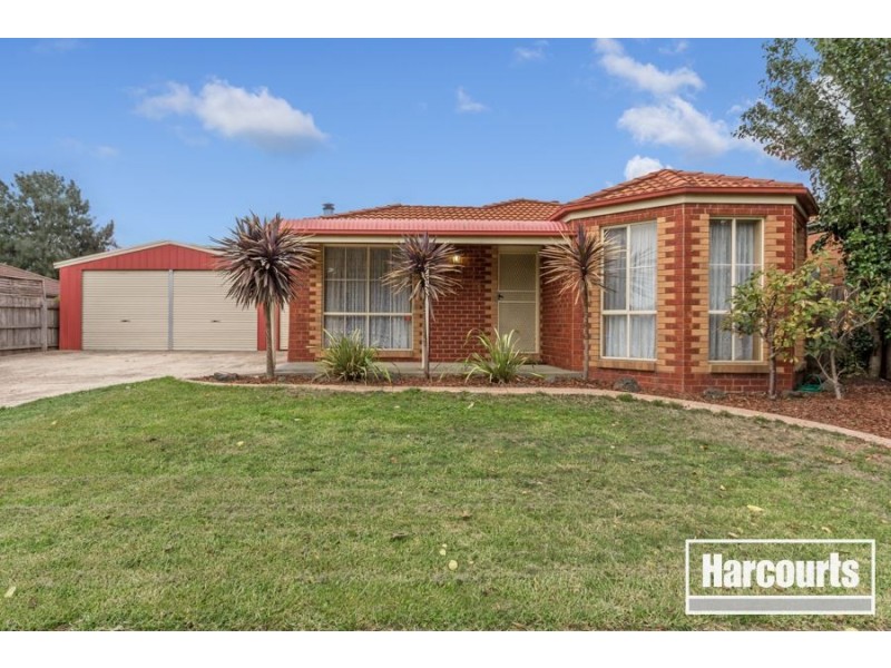21 Brentwood Drive, Cranbourne North VIC 3977