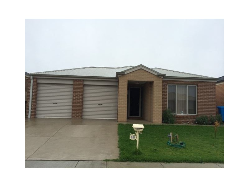 12 Tipperary Way, Cranbourne East VIC 3977