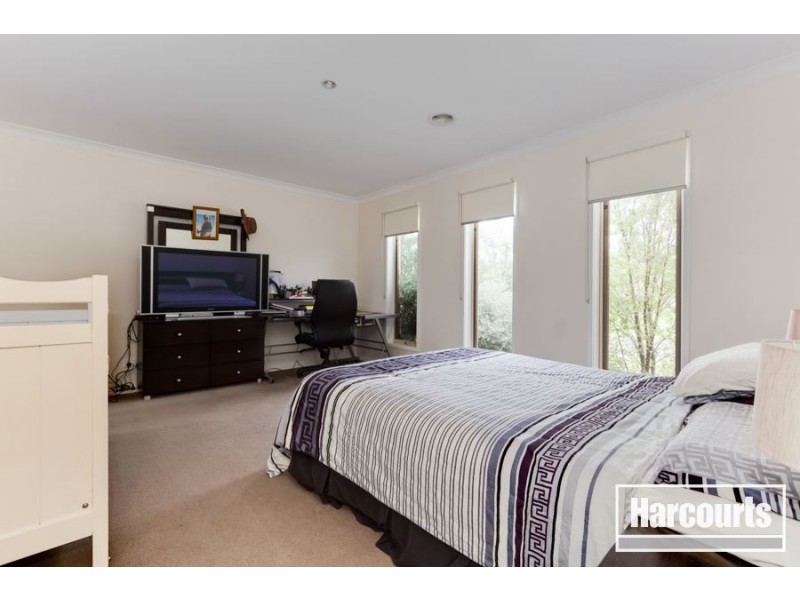 104 William Thwaites Boulevard, Cranbourne North VIC 3977