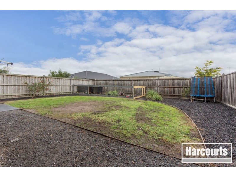 104 William Thwaites Boulevard, Cranbourne North VIC 3977