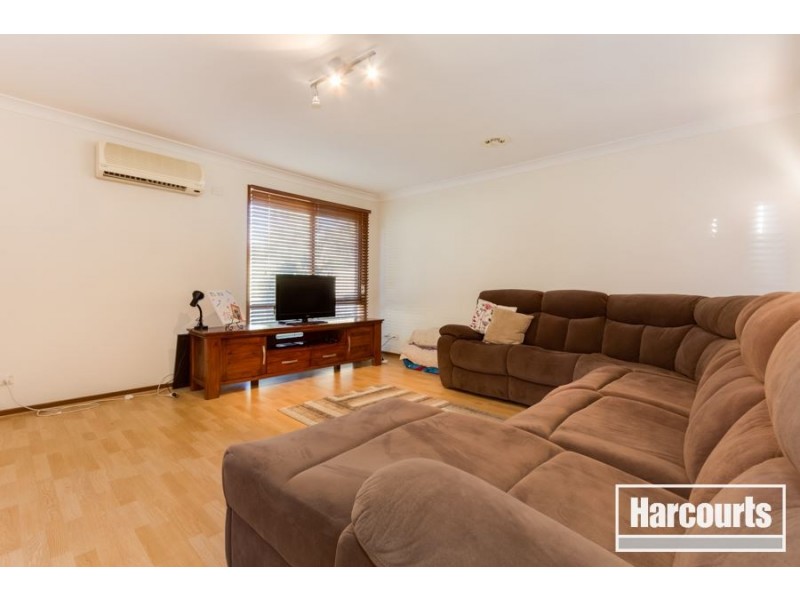 20 Hazelwood Avenue, Cranbourne North VIC 3977