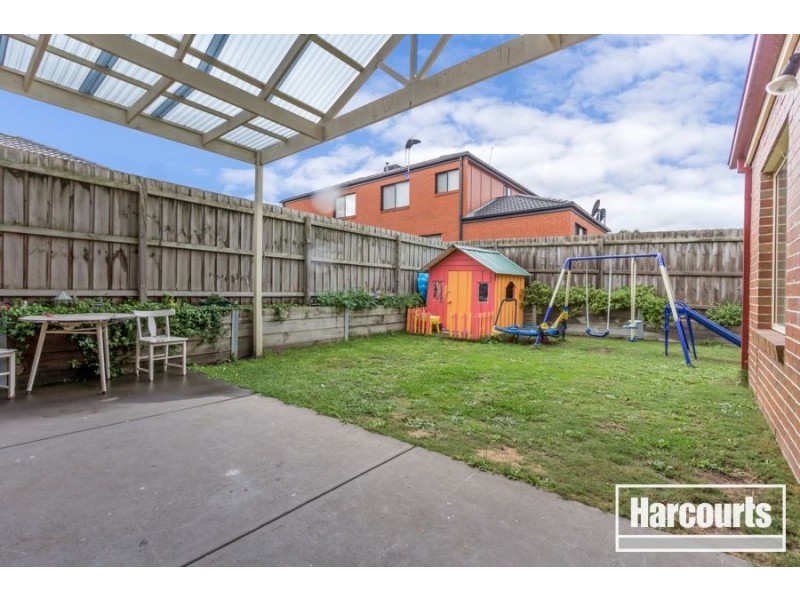 4 Cusack Way, Lynbrook VIC 3975