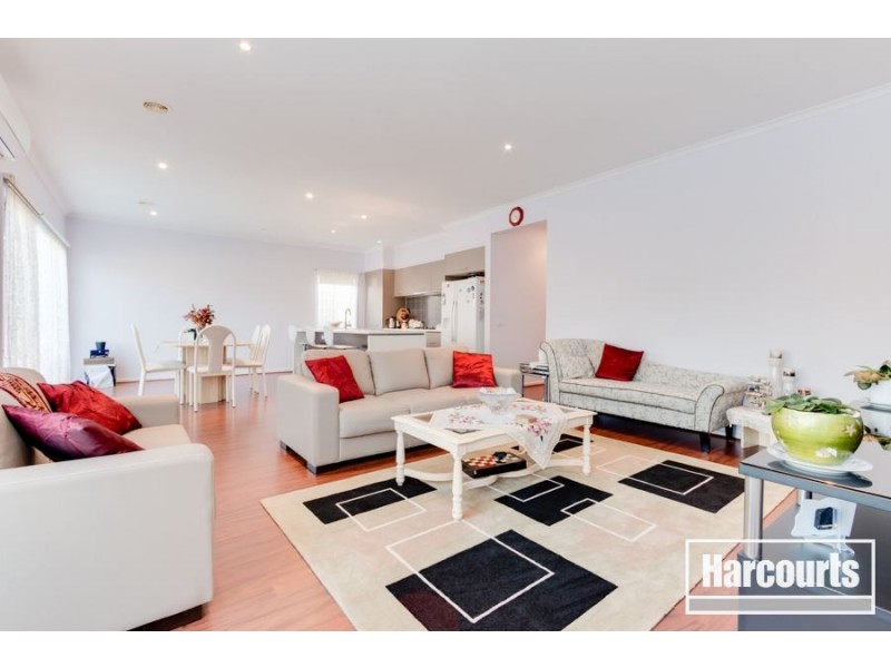 6 Black Wattle Way, Cranbourne VIC 3977