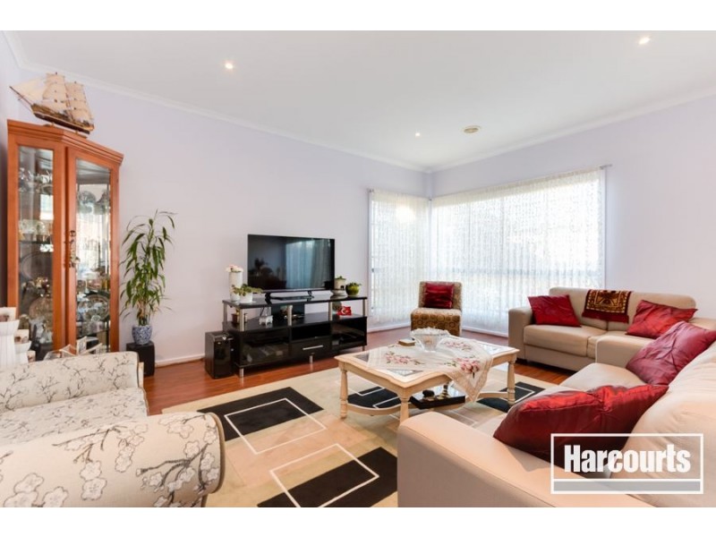 6 Black Wattle Way, Cranbourne VIC 3977