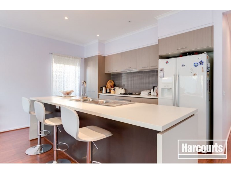 6 Black Wattle Way, Cranbourne VIC 3977