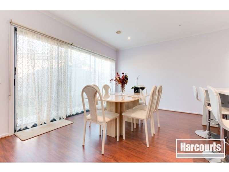 6 Black Wattle Way, Cranbourne VIC 3977