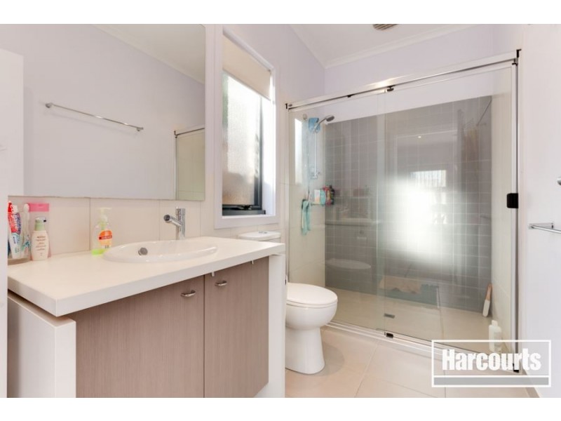 6 Black Wattle Way, Cranbourne VIC 3977