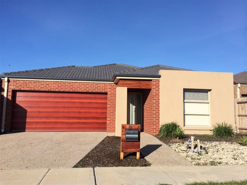 46 Heather Grove, Clyde North VIC 3978