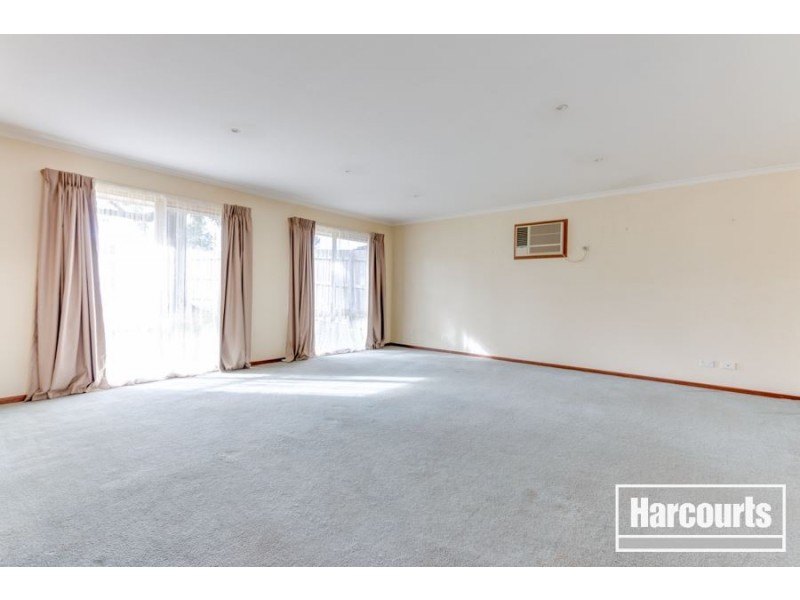 5 Nandina Road, Narre Warren VIC 3805