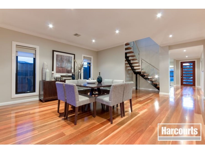 15 John Russell Road, Cranbourne VIC 3977