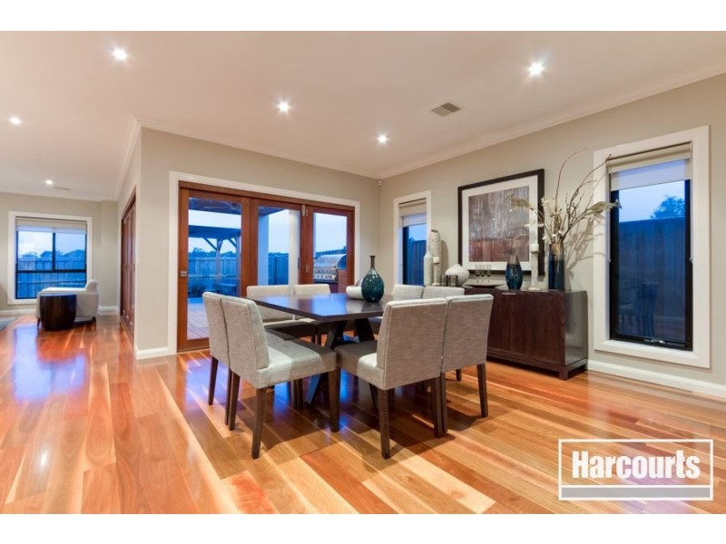 15 John Russell Road, Cranbourne VIC 3977