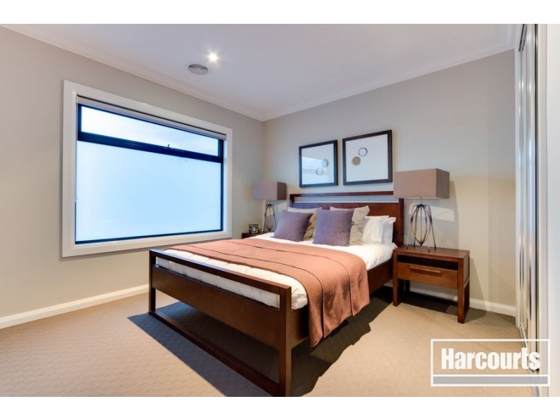 15 John Russell Road, Cranbourne VIC 3977