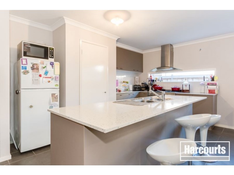 3 Benbrook Place, Lyndhurst VIC 3975