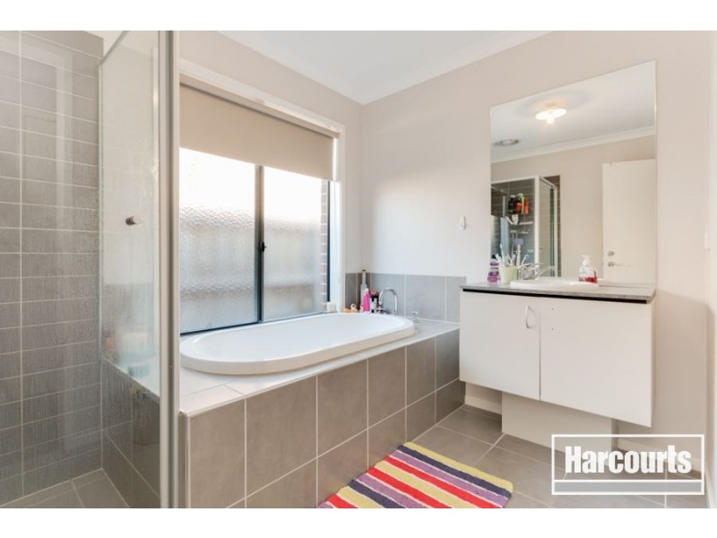 3 Benbrook Place, Lyndhurst VIC 3975