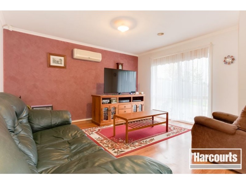 84 Scarborough Avenue, Cranbourne VIC 3977