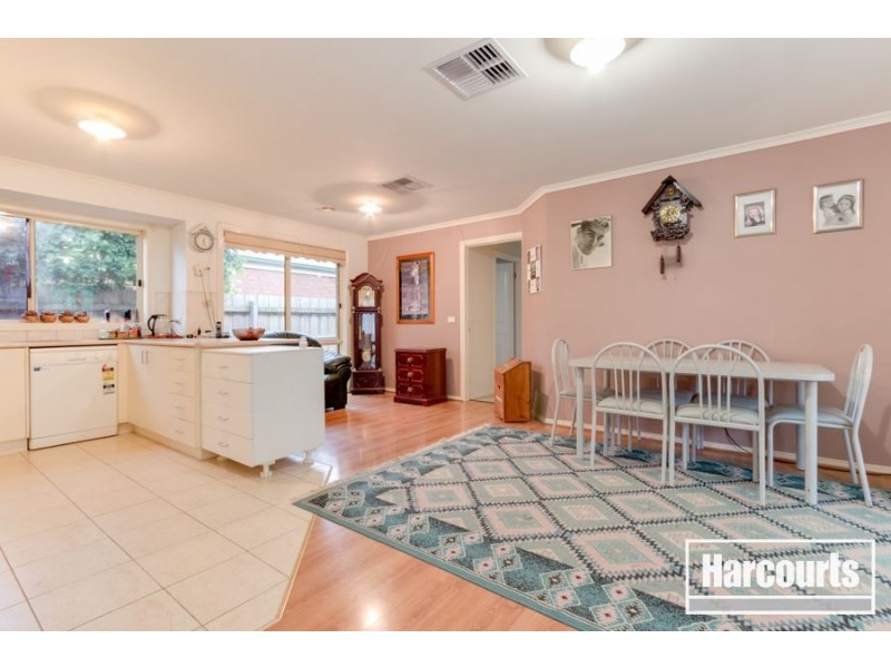 84 Scarborough Avenue, Cranbourne VIC 3977