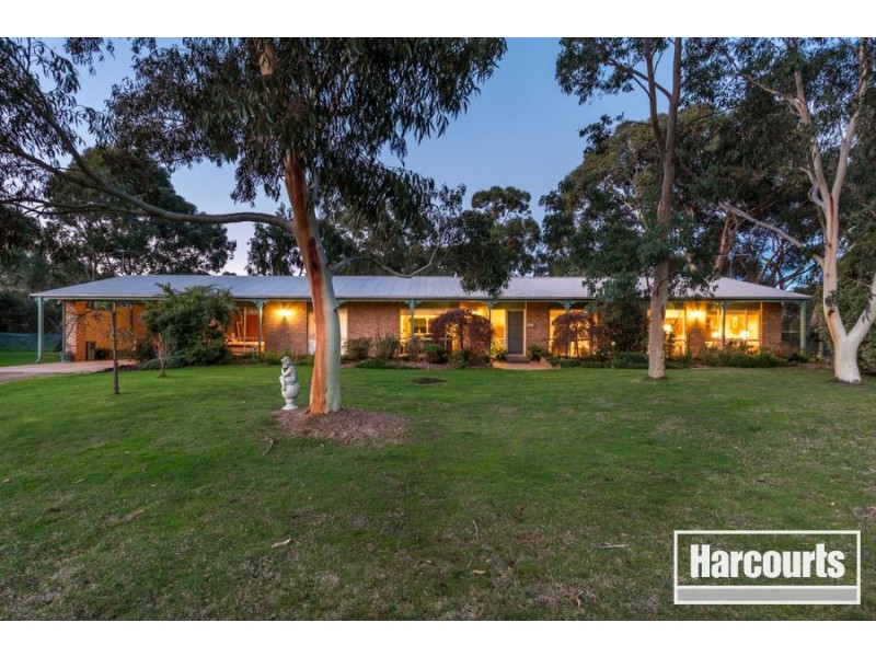 180 Smiths Lane, Cranbourne South VIC 3977