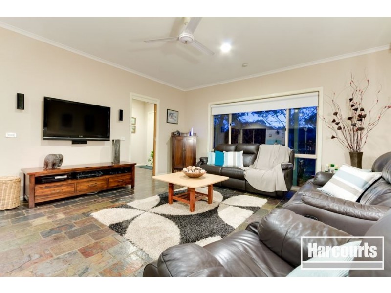 180 Smiths Lane, Cranbourne South VIC 3977