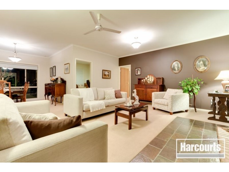 180 Smiths Lane, Cranbourne South VIC 3977