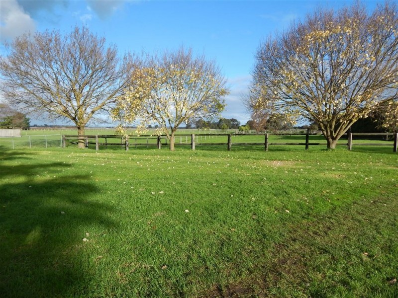 130 Number  Seven Drain Road, Bayles VIC 3981