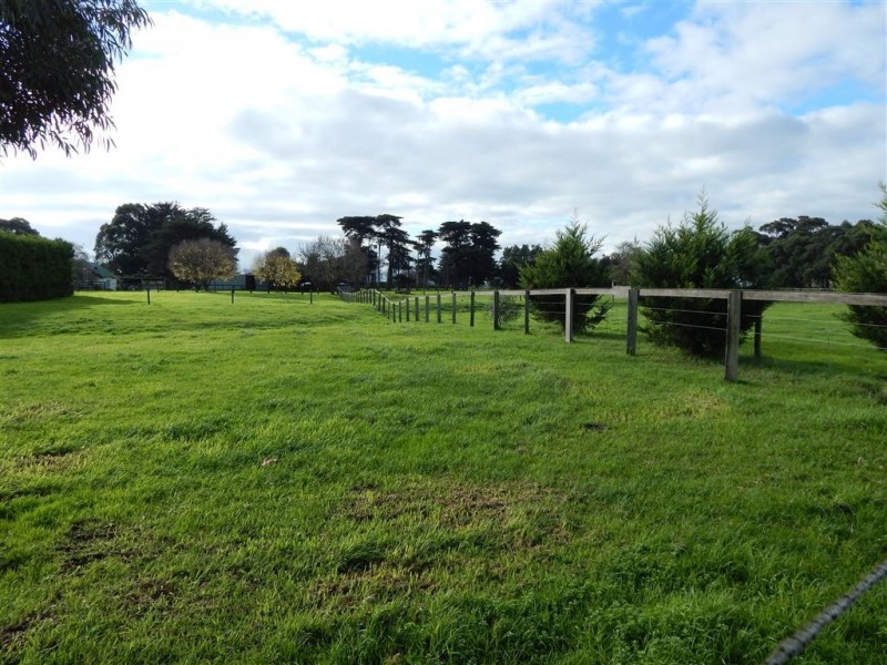 130 Number  Seven Drain Road, Bayles VIC 3981