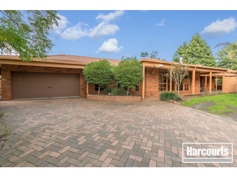 12 Coronet Court, Cranbourne VIC 3977