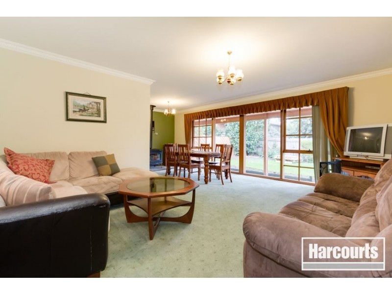 12 Coronet Court, Cranbourne VIC 3977