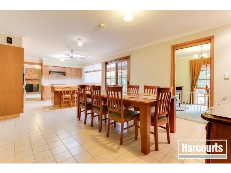 12 Coronet Court, Cranbourne VIC 3977