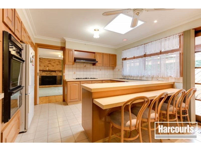12 Coronet Court, Cranbourne VIC 3977