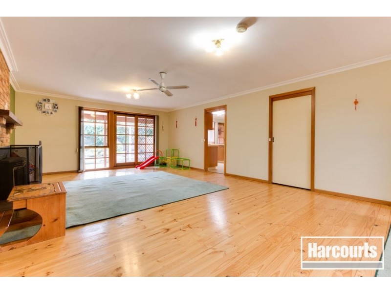 12 Coronet Court, Cranbourne VIC 3977