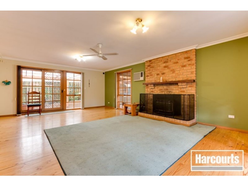 12 Coronet Court, Cranbourne VIC 3977