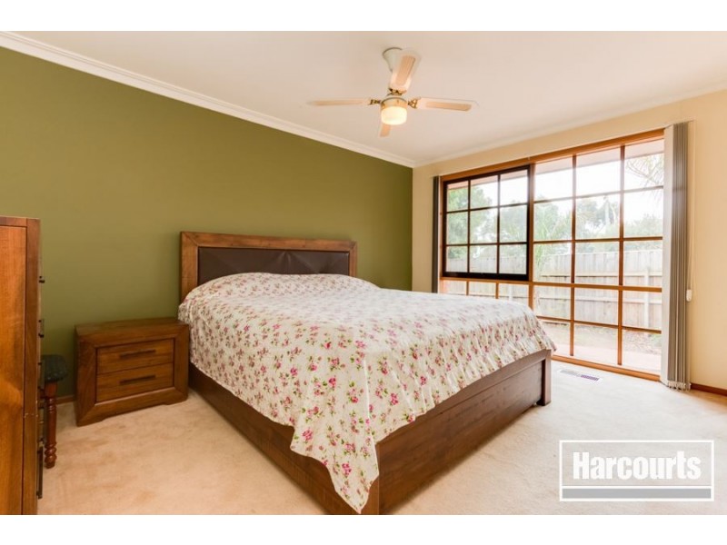 12 Coronet Court, Cranbourne VIC 3977