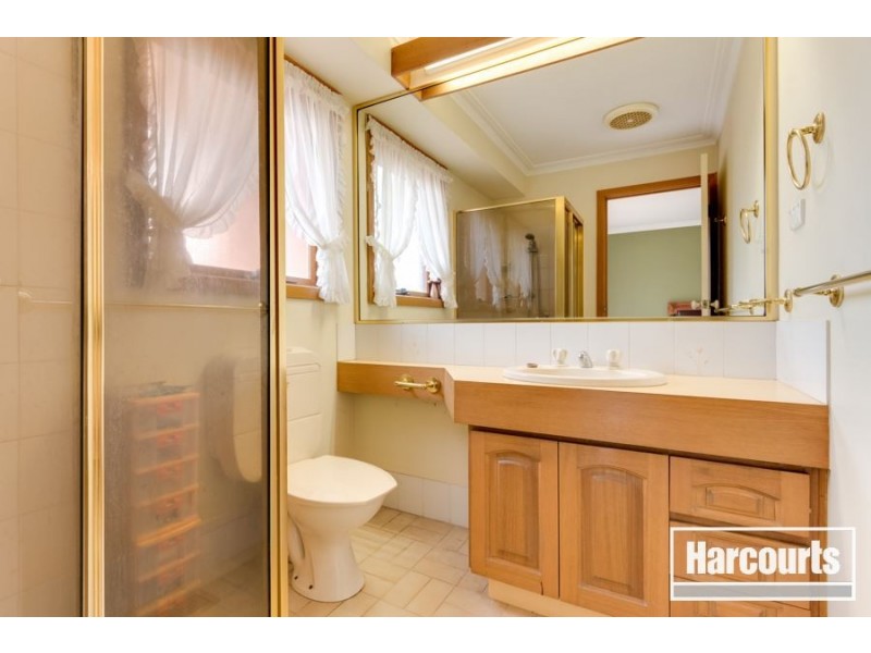 12 Coronet Court, Cranbourne VIC 3977