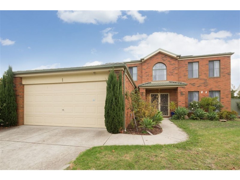 1 Oak Post Place, Cranbourne East VIC 3977
