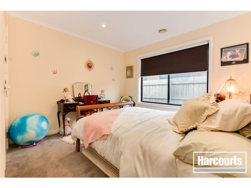 9 Stonehaven Avenue, Cranbourne VIC 3977
