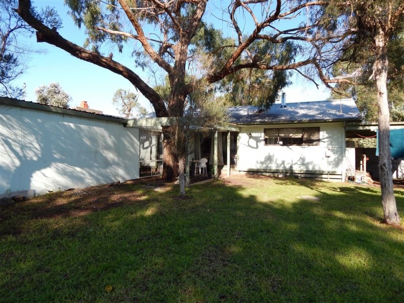 69 Glenalva Parade, Cannons Creek VIC 3977