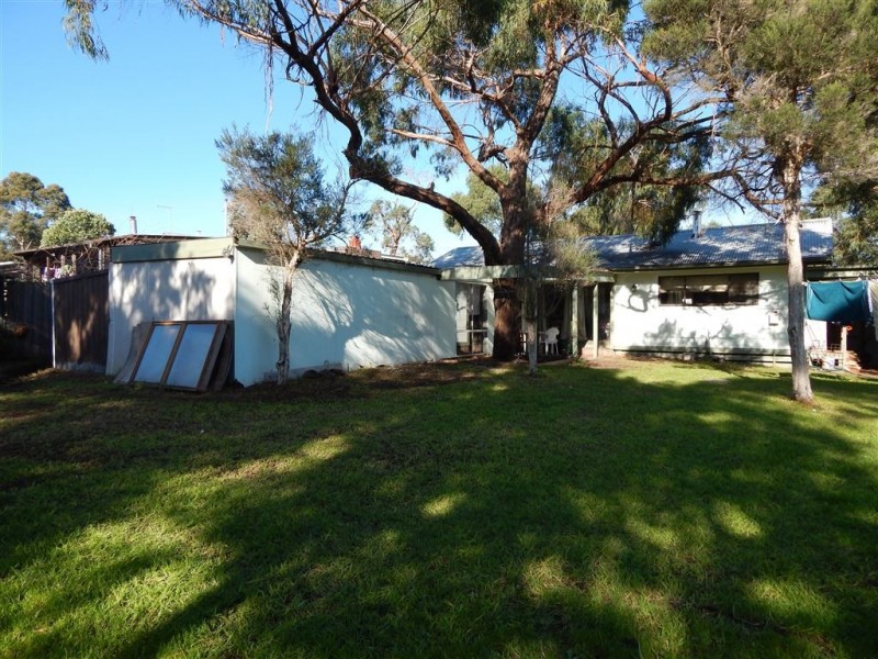 69 Glenalva Parade, Cannons Creek VIC 3977