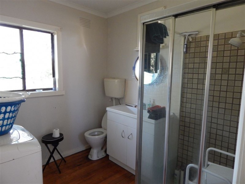 69 Glenalva Parade, Cannons Creek VIC 3977