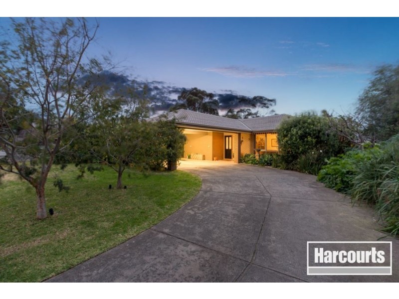 32 Kellett Street, Cranbourne North VIC 3977