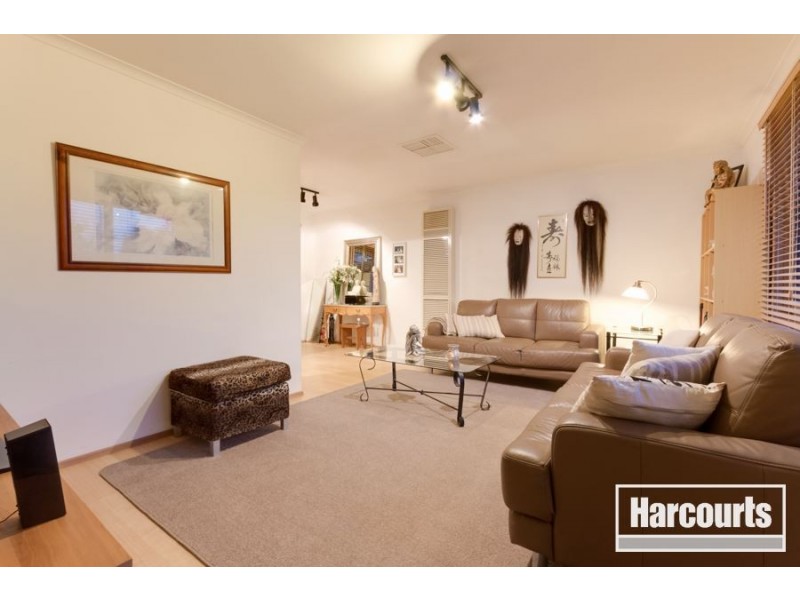 32 Kellett Street, Cranbourne North VIC 3977