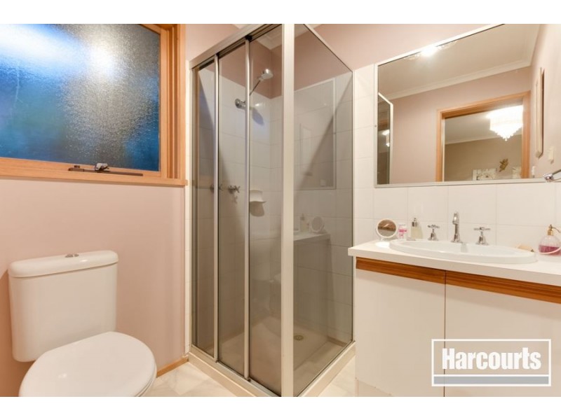 32 Kellett Street, Cranbourne North VIC 3977