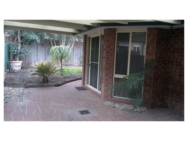 5 Buckley Way, Lynbrook VIC 3975