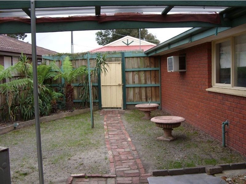 7 Kulin Close, Cranbourne VIC 3977