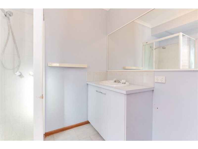 147 Lawless Drive, Cranbourne North VIC 3977